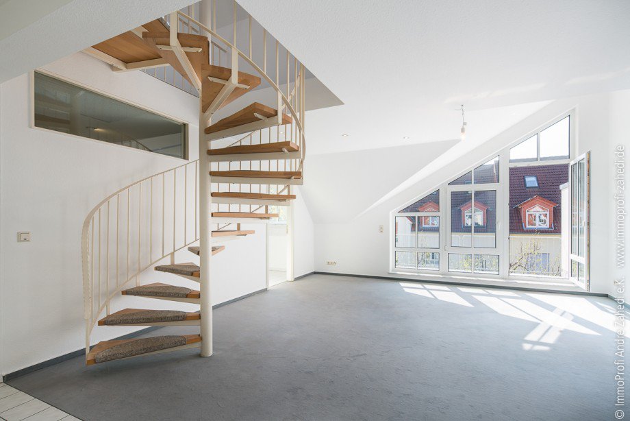 Wohn- und Esszimmer Maisonettewohnung Griesheim