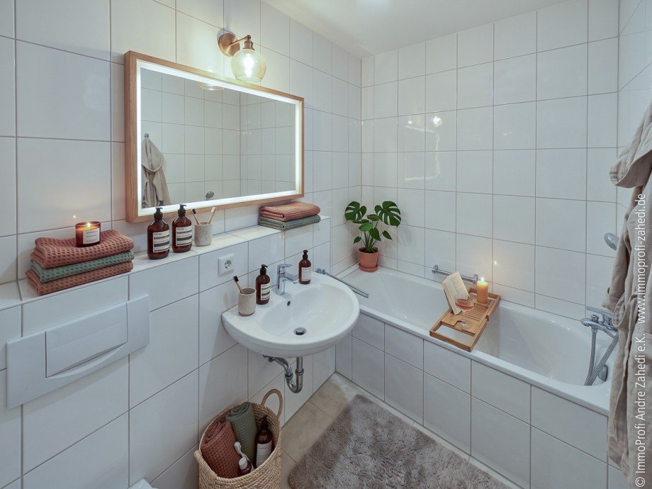 Badezimmer im DG Reihenmittelhaus Darmstadt