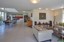 Blick vom Wohnzimmer Exklusives freistehendes Einfamilienhaus +VERKAUFT+