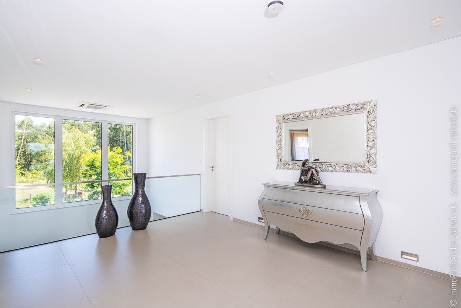 Galerie im 1. OG Einfamilienhaus Gro�-Zimmern