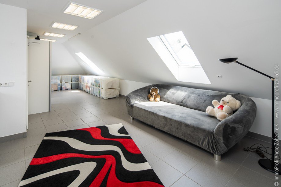 Hobbyraum (Homeoffice) im DG Einfamilienhaus Gernsheim