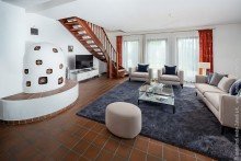 Wohnzimmer Staging Einfamilienhaus mit ELW in M�hltal