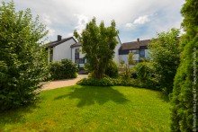 Vorgarten Einfamilienhaus mit ELW in M�hltal