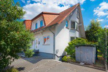Hauseingang Doppelhaush�lfte mit sep. Einliegerwhg. in Dieburg +VERKAUFT+