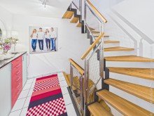 Diele im EG Exklusive Doppelhaush�lfte mit Traumgarten - Weiterstadt-Braunshardt +VERKAUFT+
