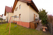 Nordansicht Einfamilienhaus mit Doppelgarage in Weiterstadt +VERKAUFT+