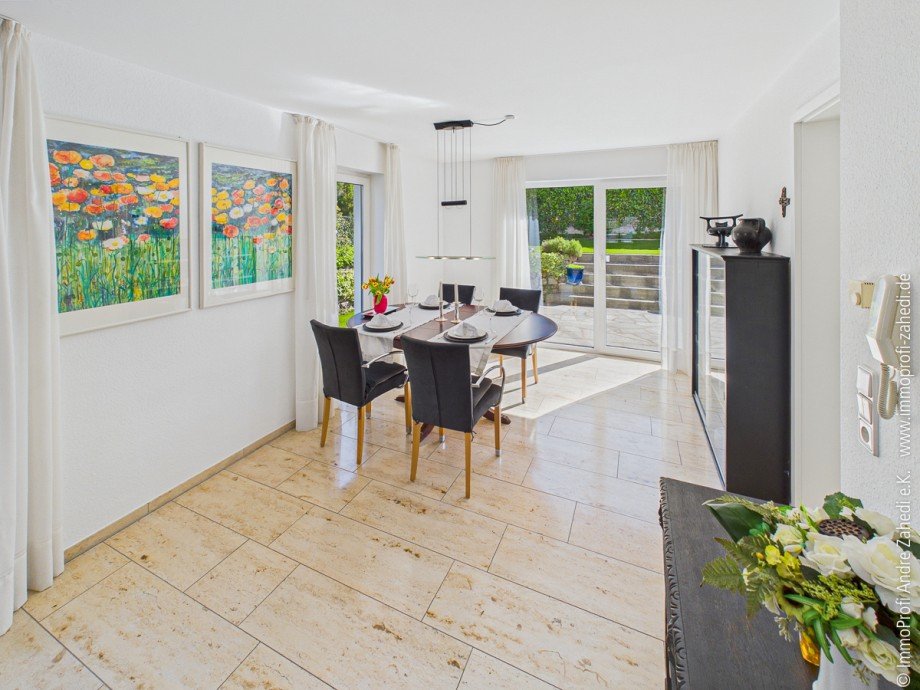 Esszimmer Doppelhaush�lfte Seeheim-Jugenheim