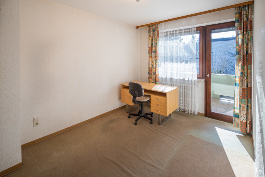 Zimmer im 1. OG Einfamilienhaus Darmstadt / Kranichstein