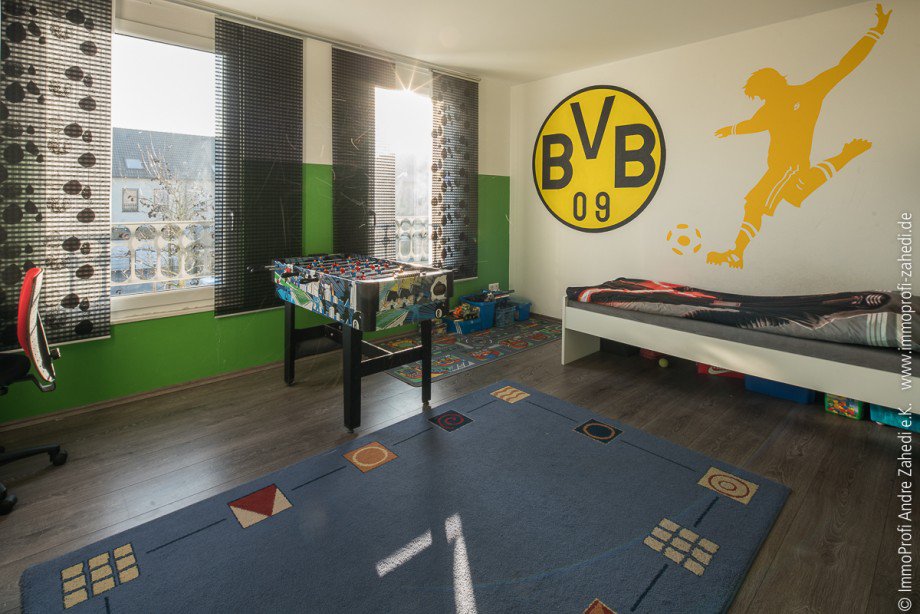 Zimmer im 1. OG Reihenendhaus Weiterstadt