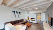 Wohnzimmer mit Kamin Freistehendes Traumhaus in M�hltal +VERKAUFT+