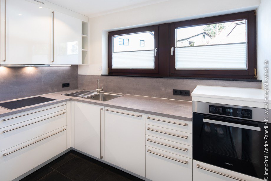 Einbauk�che (neu) Doppelhaush�lfte Seeheim-Jugenheim