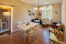 Zimmer mit Terrasse Altbau 6-Familienhaus in Darmstadt-Martinsviertel +VERKAUFT+