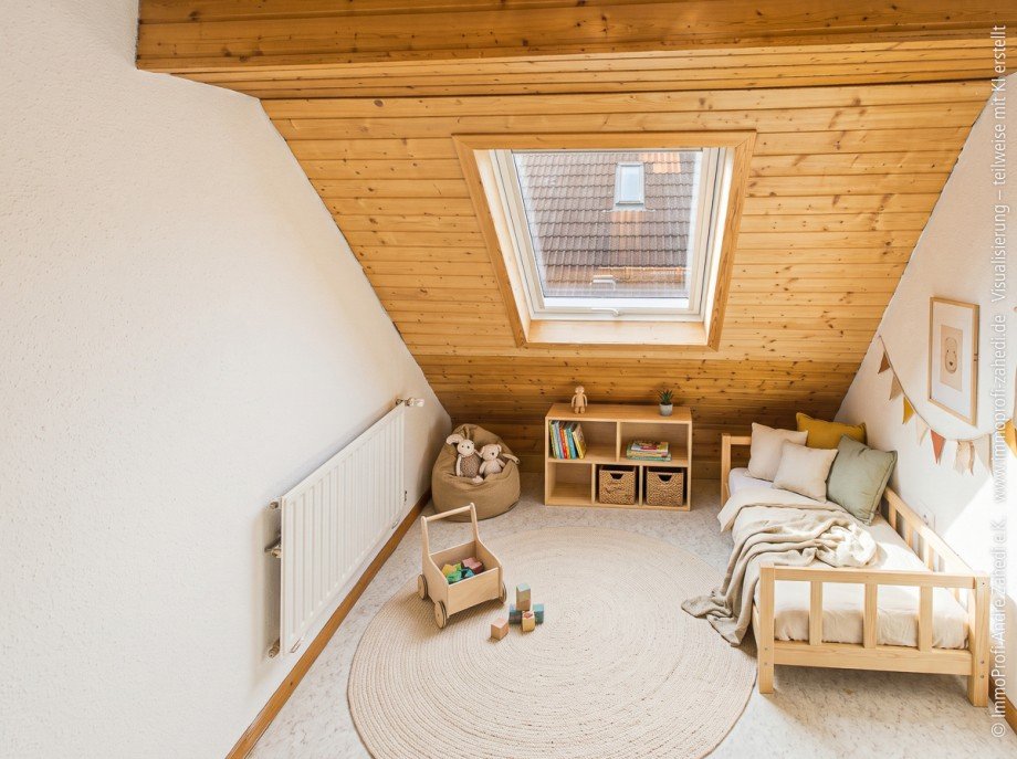 Zimmer im DG Zweifamilienhaus Darmstadt / Eberstadt