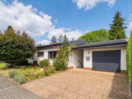 Hauptbild Freistehendes Einfamilienhaus mit sep. ELW in Reinheim