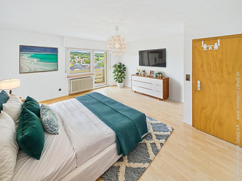 Schlafzimmeri m OG Einfamilienhaus M�hltal / Nieder-Ramstadt