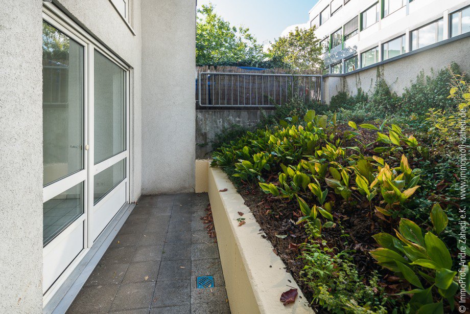 Terrasse + Vorgarten Etagenwohnung Darmstadt-Bessungen
