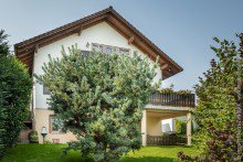 Blick vom Garten Freistehendes 1-2 Familienhaus mit Fernblick +VERKAUFT+