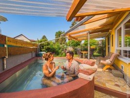 Hauptbild Freistehendes Einfamilienhaus mit Sauna, Pool & Garten in Dieburg