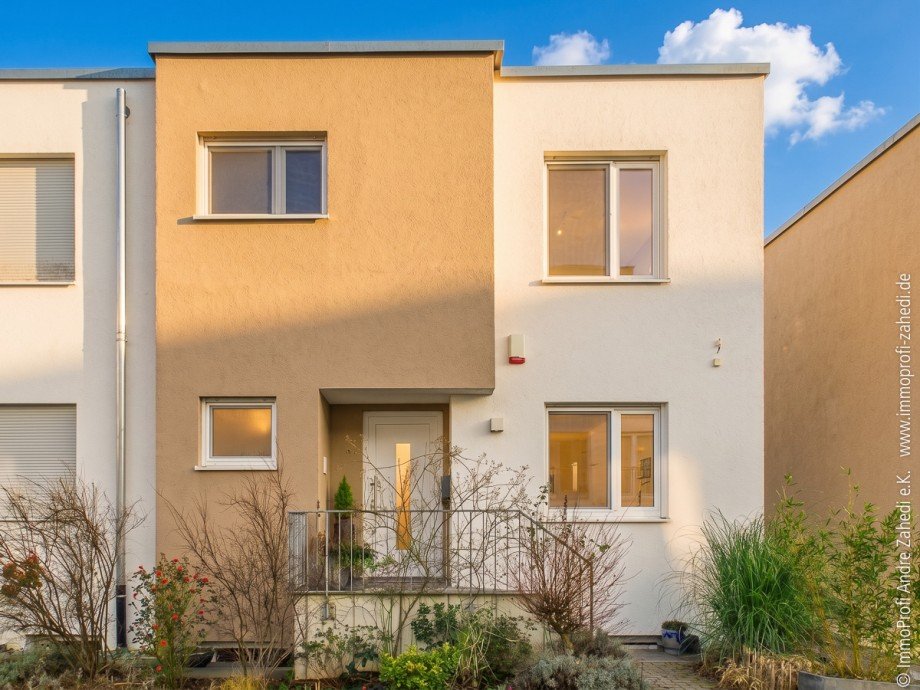 Blick vom Garten Reiheneckhaus Darmstadt-Edelsteinviertel