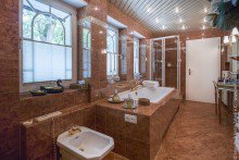 Badezimmer Exklsuives Einfamilienhaus in Neu-Isenburg +VERKAUFT+
