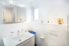 Separates Duschbad 4-Zimmer-ETW mit Loggia in Darmstadt-Kranichstein