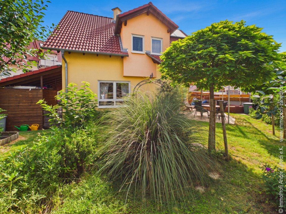 Blick vom Garten Einfamilienhaus Dieburg