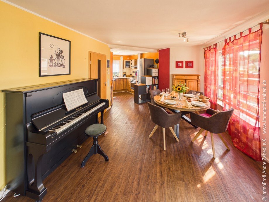 Blick vom Wohnzimmer Einfamilienhaus Dieburg
