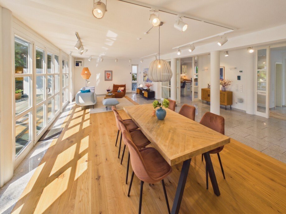 Wohn- und Esszimmer Einfamilienhaus Darmstadt-Eberstadt