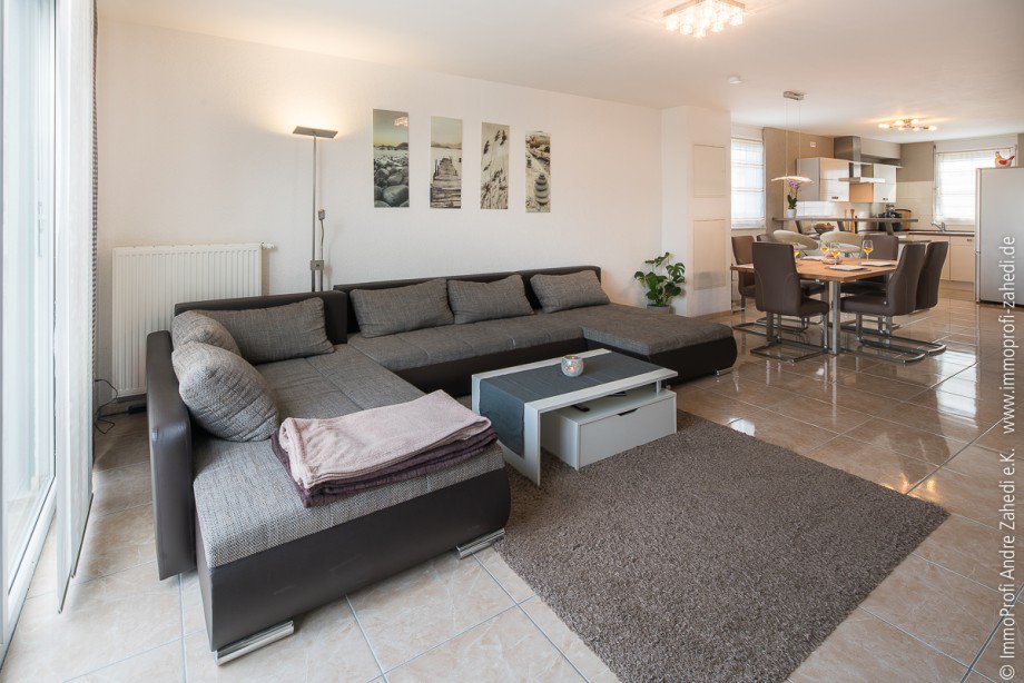 Wohn- und Esszimmer Reihenendhaus Weiterstadt