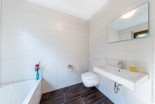 Tageslichtbad im EG Freistehendes 1-2 Familienhaus mit Fernblick +VERKAUFT+