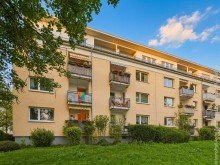 Blick vom Garten Charmante Dachgeschosswohnung nahe Darmstadt-Komponistenviertel +RESERVIERT+
