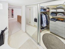 Ankleidezimmer im UG Exklusive Doppelhaush�lfte mit Traumgarten - Weiterstadt-Braunshardt +VERKAUFT+