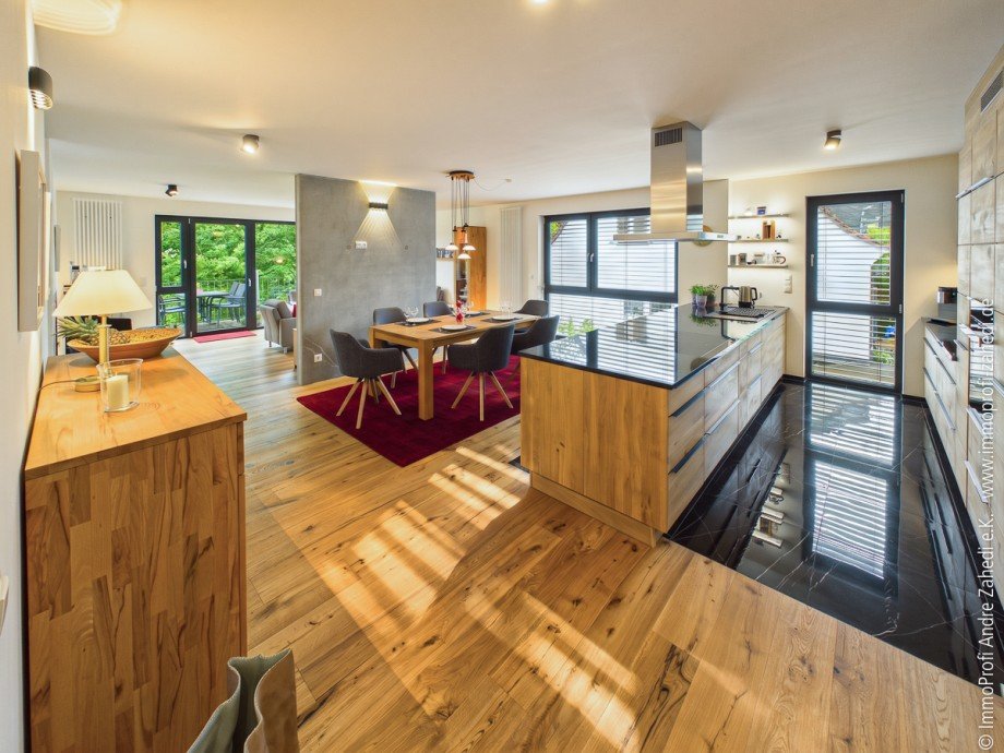 Wohn- und Esszimmer Etagenwohnung Darmstadt