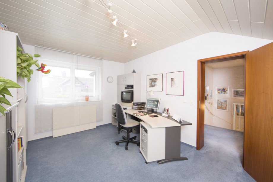 Zimmer Reihenendhaus Griesheim