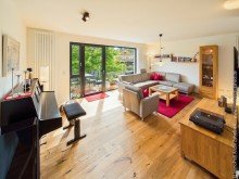 Wohnzimmer Seltene Gelegenheit an der Lichtwiese: Gro�z�gige 4-Zimmer-Wohnung mit Stil +RESERVIERT+