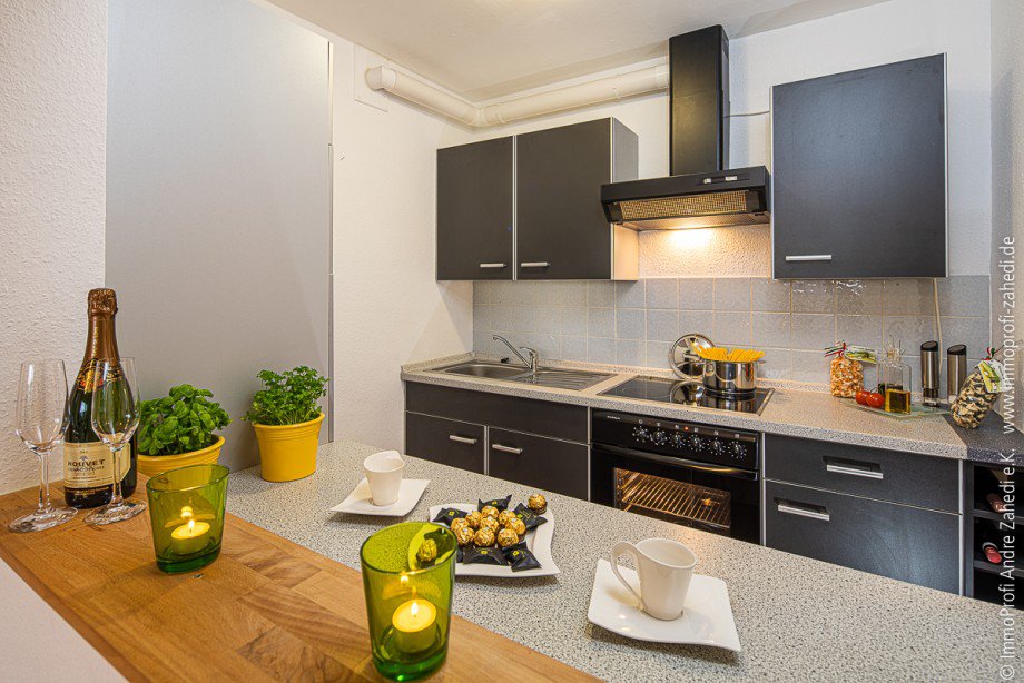 Blick zur K�che Etagenwohnung Messel