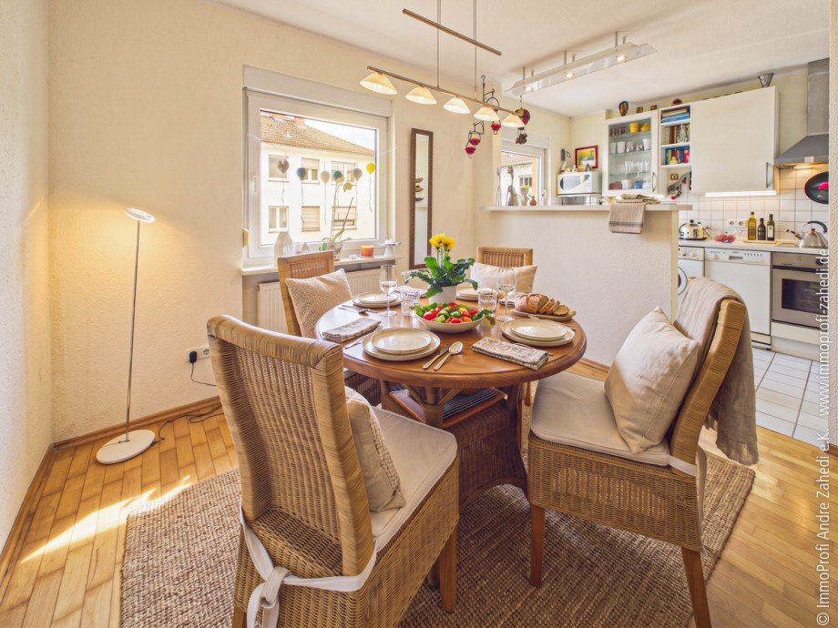 Esszimmer+K�che Etagenwohnung Darmstadt