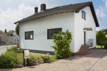 Ansicht Eingang Einfamilienhaus mit Garage in Riedstadt-Erfelden +VERKAUFT+