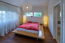 Schlafzimmer Exklusives freistehendes Einfamilienhaus +VERKAUFT+