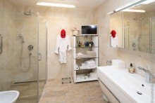 Badezimmer 2 Exklusiver Bungalow in Darmstadt-Komponistenviertel +VERKAUFT+