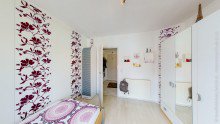 Zimmer mit Balkon 3-Zimmer-Eigentumswohnung +VERKAUFT+