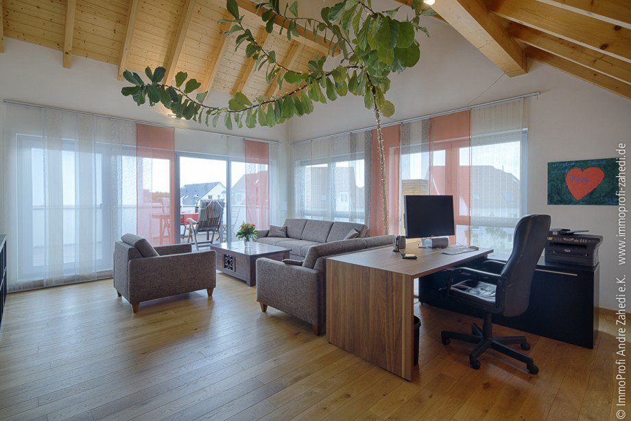 B�ro im DG Einfamilienhaus Griesheim