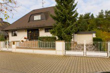 Hausansicht III Freistehendes Traumhaus mit Wintergarten in Griesheim ++Video-Clip++VERKAUFT++