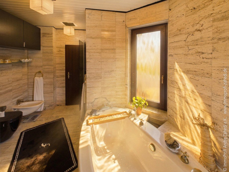 Badezimmer Doppelhaush�lfte Ro�dorf