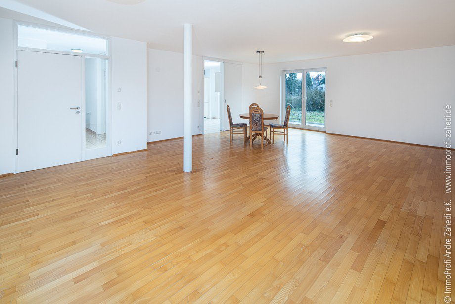 Wohn- und Esszimmer Einfamilienhaus M�hltal-Trautheim