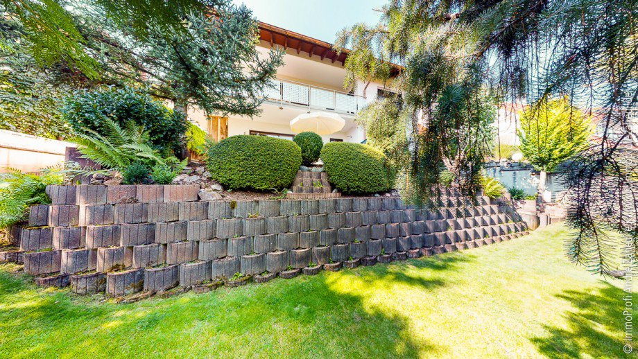 Privates Grundst�ck Einfamilienhaus Gro�-Bieberau