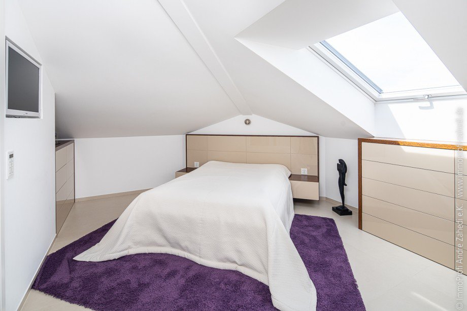 Zimmer im DG Einfamilienhaus Gro�-Zimmern