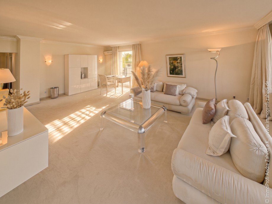 Wohnzimmer Penthousewohnung Neu-Isenburg / Gravenbruch