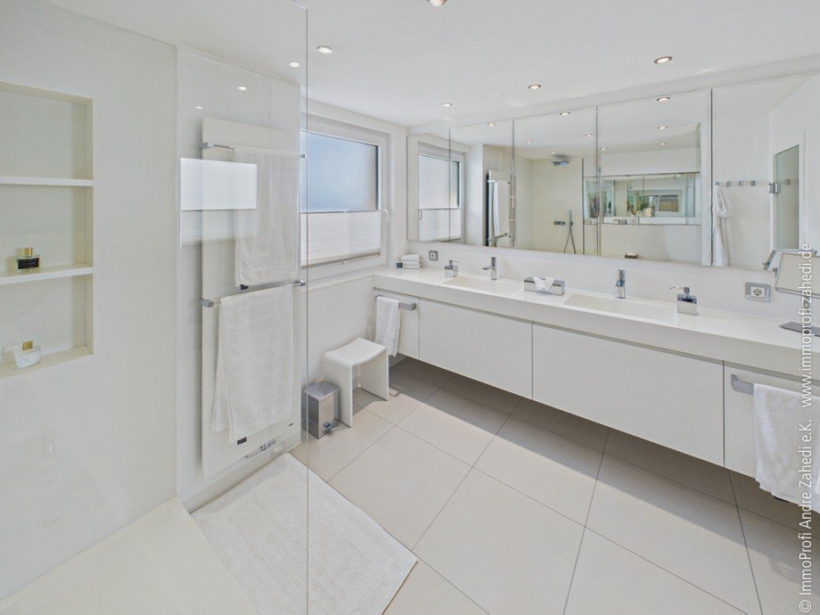 Exklusives Duschbad Penthousewohnung Neu-Isenburg / Gravenbruch