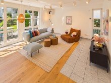 Wohnzimmer Freistehendes Einfamilienhaus in Darmstadt-Eberstadt +RESERVIERT